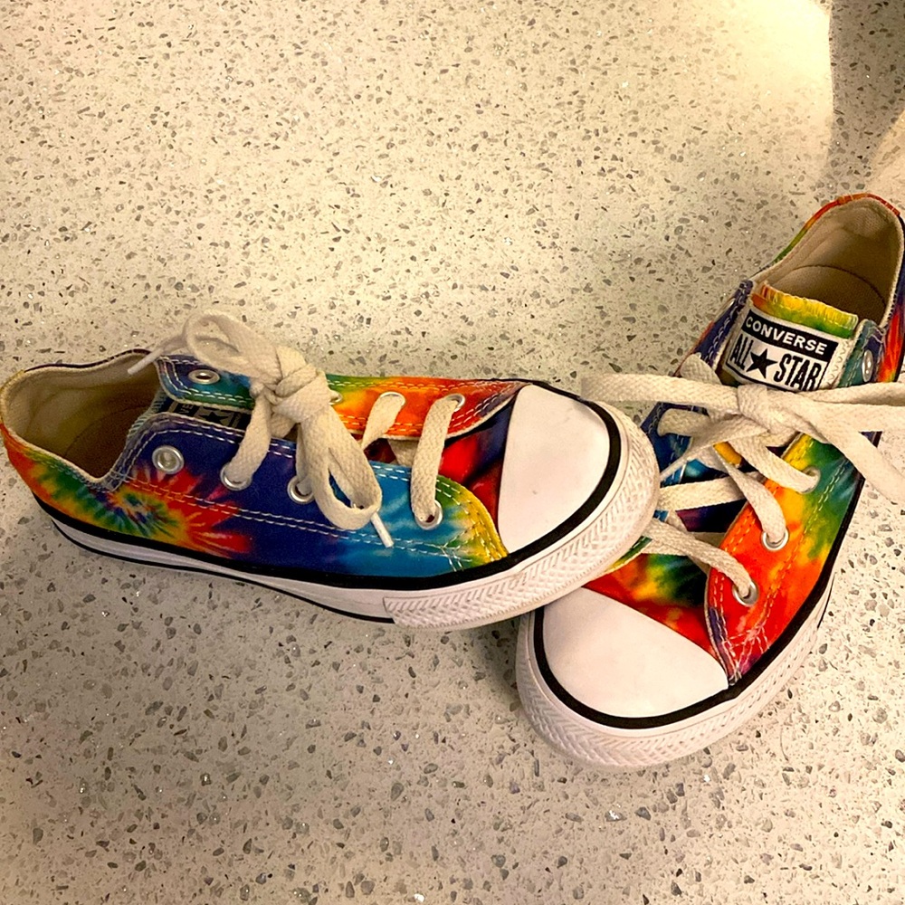 Like New! Youth size 13, tie-dye Converse! Boy girl